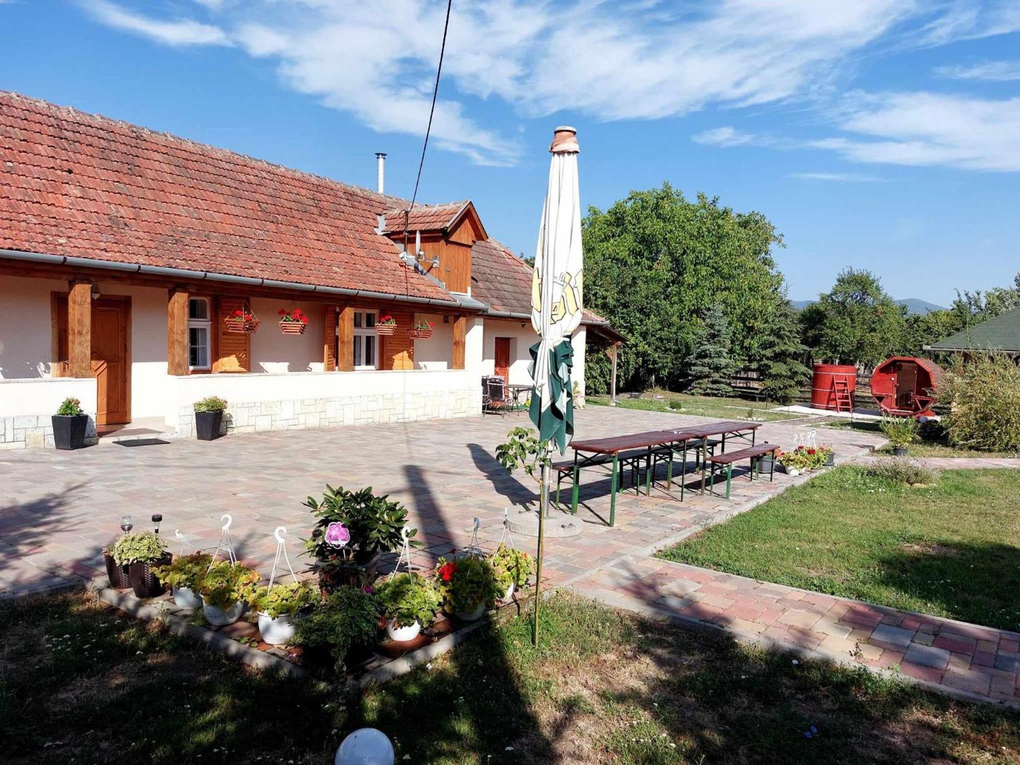 Hegyalja Vendeghaz Apartment Tolcsva Екстериор снимка